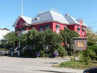 Hôtel-La Grande Maison et Spa Hotels in Baie-Saint-Paul