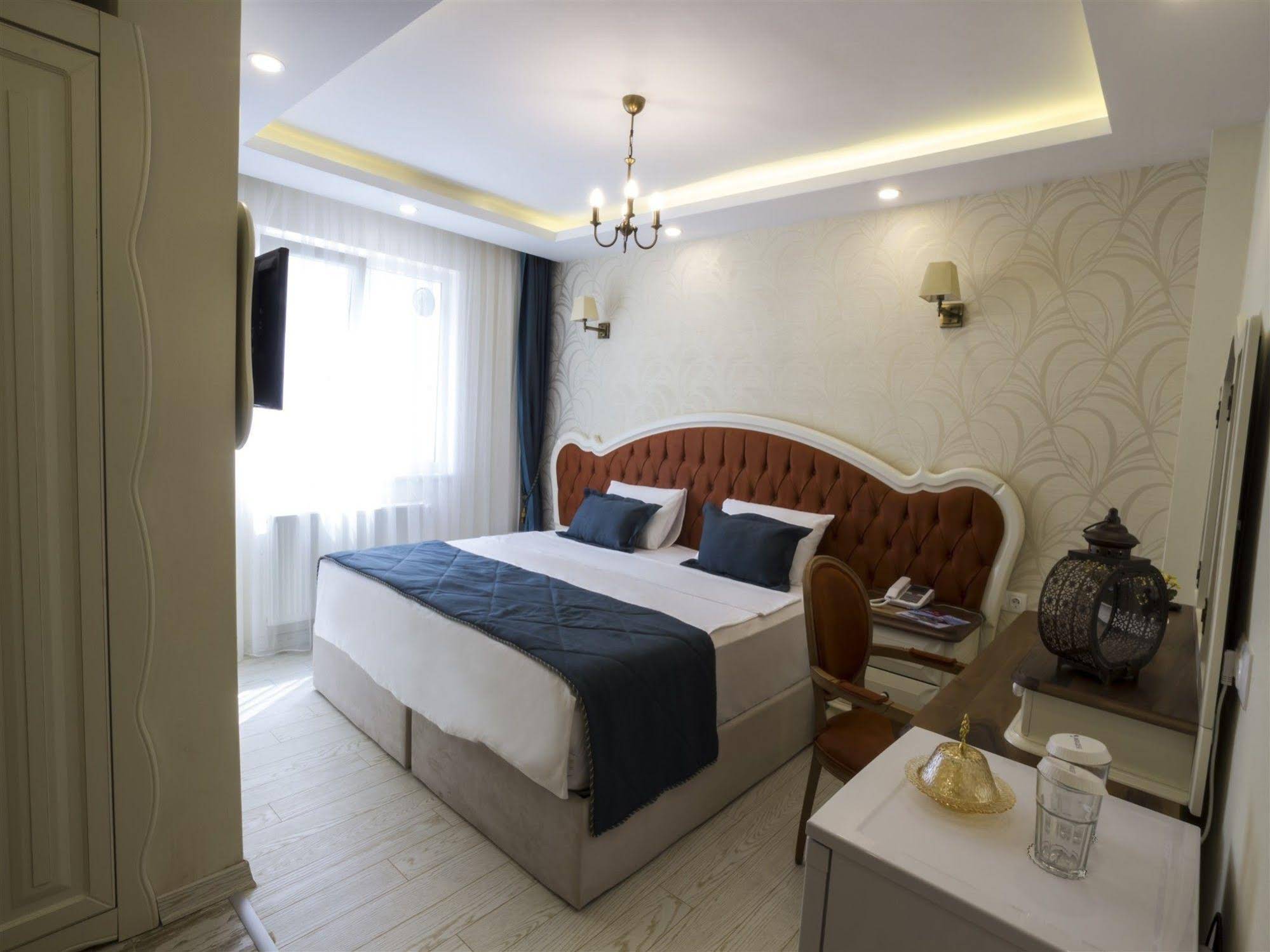 Andalouse Elegante Suite Hotel