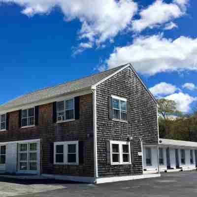Kingfisher Lodging Hotel Exterior
