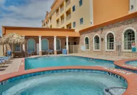 Holiday Inn Express & Suites GALVESTON WEST-SEAWALL by IHG - Beach