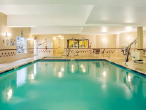 ホリデイ イン エクスプレス - レイトン by IHG レイトンのホテル