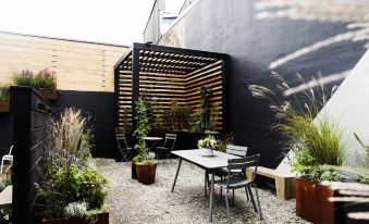 Lokal Hotel Fishtown