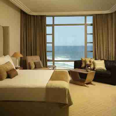 Suncoast Hotel & Towers Rooms