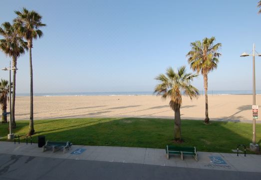 2. 수 카사 앳 베..