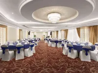 Howard Johnson by Wyndham Bur Dubai Các khách sạn gần Hải cảng Rashid