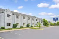 Microtel Inn & Suites by Wyndham Mason/Kings Island Hotels in Mason
