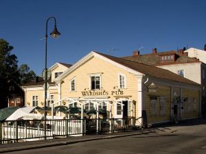 Garvaregarden Hotel , B&B Och Cafe