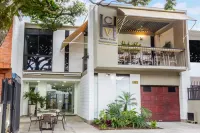 Hotel Casa Vallecaucana Hotels near Swing Latino