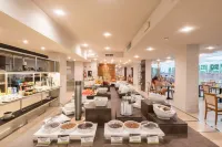 Caravel Bike Hotel - breakfast
