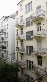 Apartment Design Apartment Next To Louis Vuitton Building Prague - new 2023  prices, reviews, book now