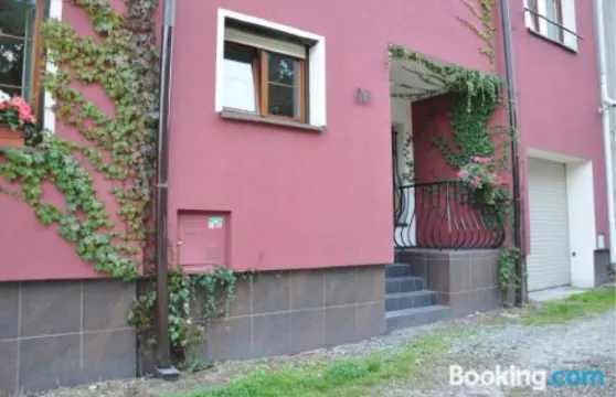 比拉霍拉公寓 - 羅德納