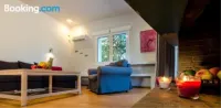 Aquarius - Glyfada Detached House