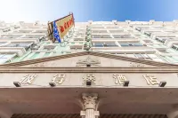 Petersburg Hotel (Building C)
