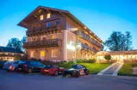 Hotel Schlossblick Chiemsee Hotels in Halfing
