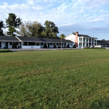 The Cardinal Inn