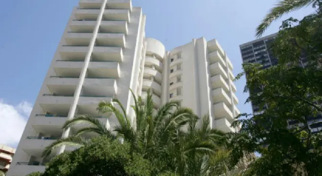 LAS TORRES APTS