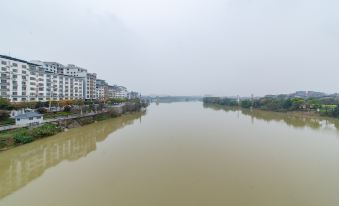 Tinbo Hotel (Daozhou Branch)