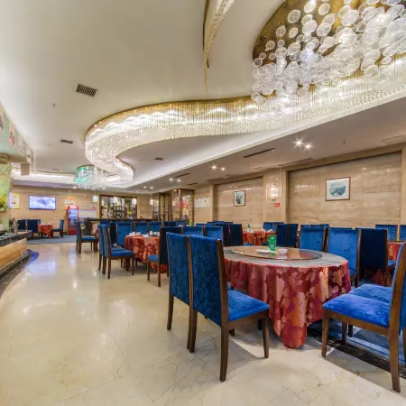 Pingjiang Sunshine Bamboo Hotel (Tianyue Bus Station)