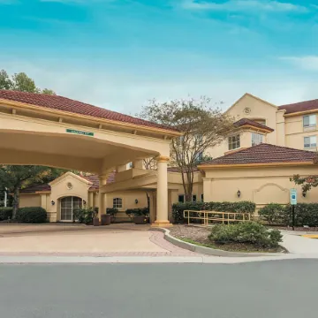 La Quinta Inn & Suites by Wyndham Raleigh/Durham Southpoint