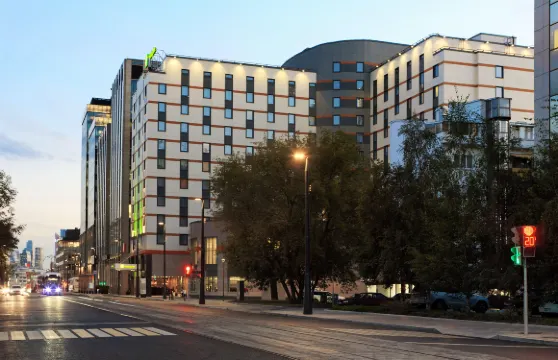 薩夫塔爾萊斯納亞酒店