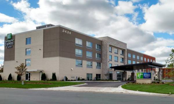 Holiday Inn Express & Suites Eagan - Minneapolis Area by IHG