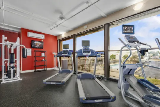 Fayetteville Fort Bragg Area Hotel