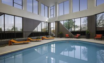 4. Crowne P..