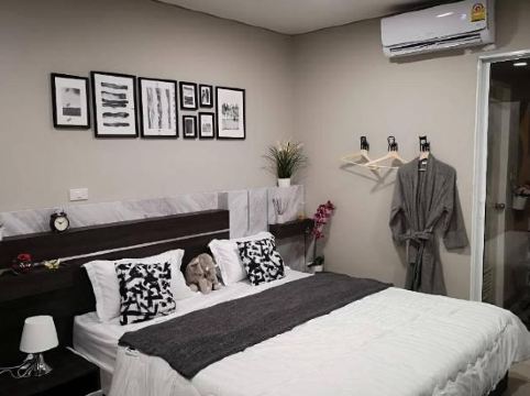 ไอ เรสซิเดนซ์ โฮเทล