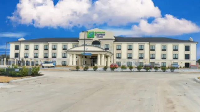 Holiday Inn Express & Suites CUERO by IHG Hotels in Cuero