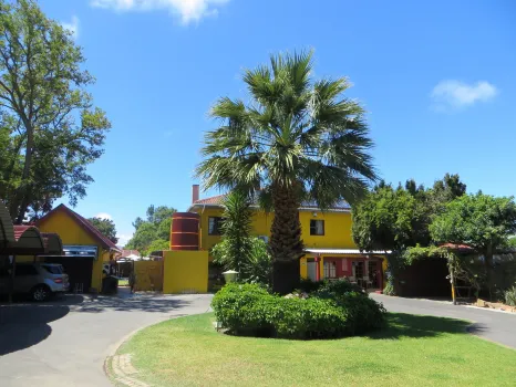 Lourens River Guesthouse B&B Hotels near Somerset Mall