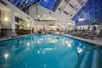 Crowne Plaza ST. Louis Airport Hotel di Bridgeton