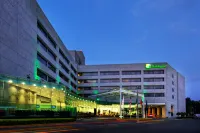 Holiday Inn Mexico City-Plaza Universidad Hoteles cerca de Walmart