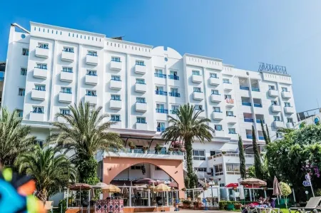 Hotel Tildi Hotel & Spa Отели в г. Агадир