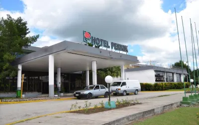 Hotel Pernik Hotels near La Loma De La Cruz