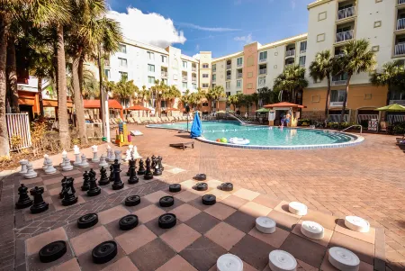 Holiday Inn Resort Orlando - Lake Buena Vista Отели рядом с достопримечательностью «Бейзилика оф Нешнел Шрайн оф Мэри, Квин оф Юниверс»