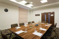 Holiday Inn Express Harlow Hotels in Hoddesdon