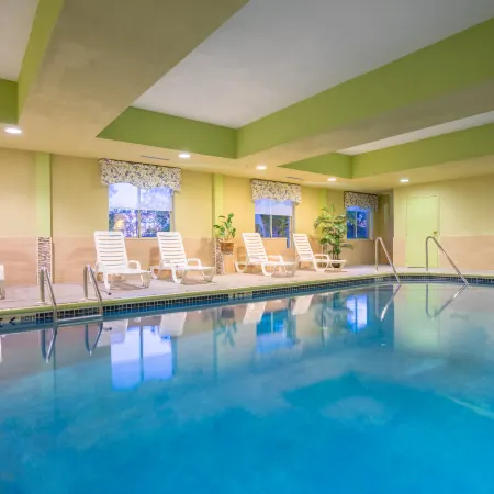 Holiday Inn Express & Suites QUAKERTOWN - ALLENTOWN AREA by IHG