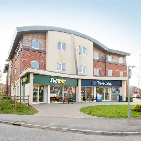 Travelodge Devizes Hotel Отели в г. Девицес