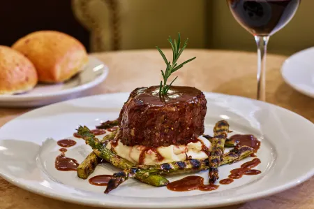 Marriott Vacation Club, San Diego Отели рядом с достопримечательностью «Зоопарк Сан-Диего»