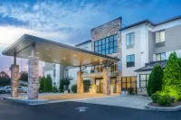 Holiday Inn Express & Suites Fort Payne فنادق في Fort Payne