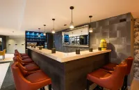 Leonardo Hotel Madrid City Center - bar