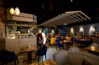 Weilan Xinshe Hotel (Shilaoren Beach Miaoling Road Subway Station) - Baarit