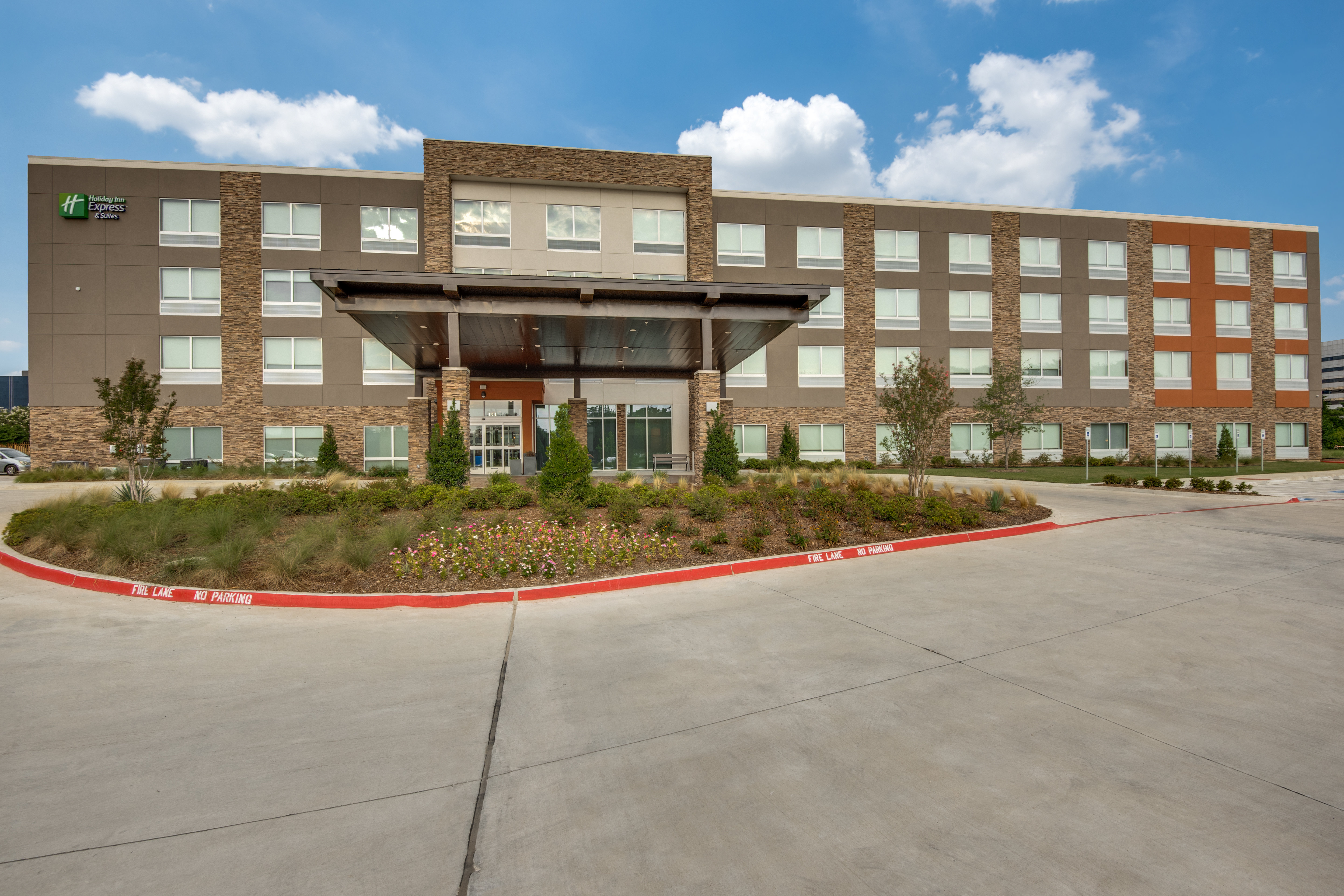 Holiday Inn Express & Suites Dallas North - Addison, an Ihg Hotel