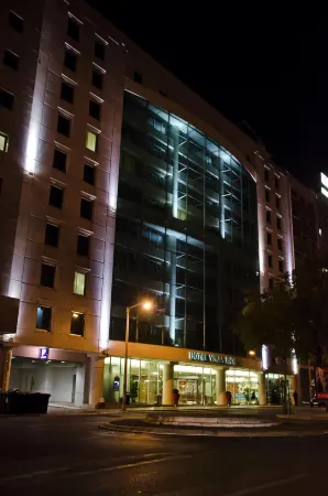 VIP Executive Entrecampos - Hotel & Conference Отели в г. Лумиар