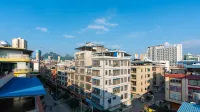 Liucheng Jintai Business Hotel - parcheggio