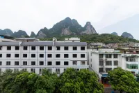 Hechi Jintong Business Hotel