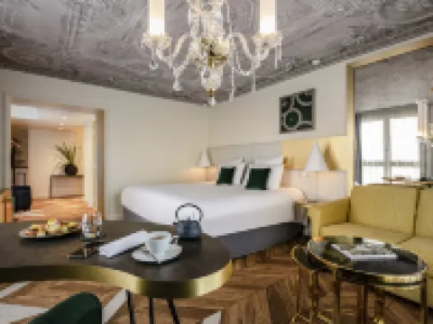 Hôtel le Louis Versailles Château - MGallery Hotels in Versailles