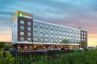 Holiday Inn Boston Logan Airport - Chelsea Hotels in Chelsea