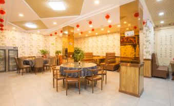 Rongjin Theme Business Hotel