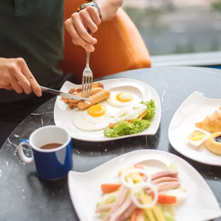 Holiday Inn Express BANGKOK SIAM by IHG Отели рядом с достопримечательностью «Ват Джао Ам»